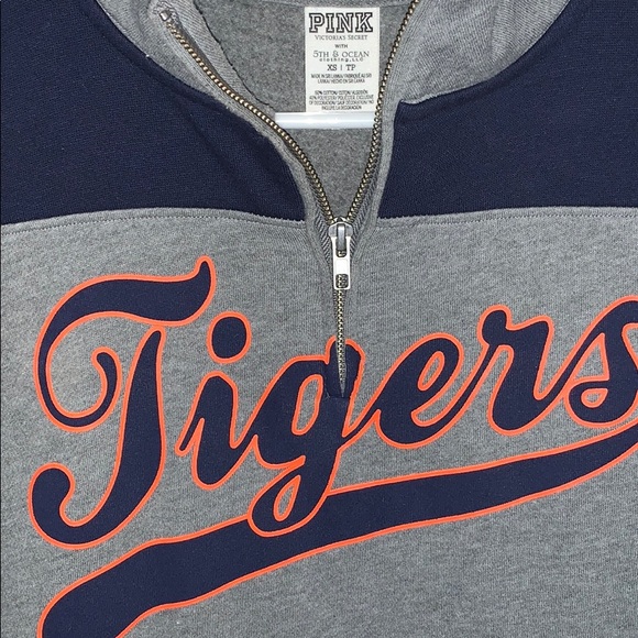 Like new Victoria’s Secret PINK Detroit Tigers - Picture 2 of 4